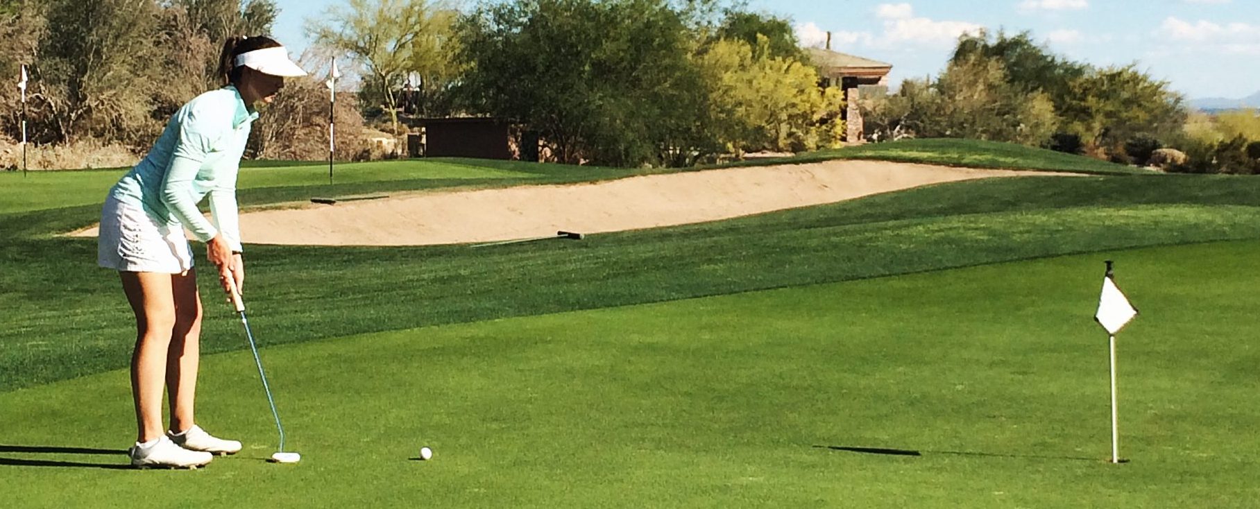 Armana Christianson using the 1 Swing Golf putting tips to improve her short game.