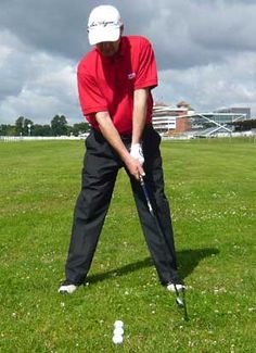 Left-handed golfer